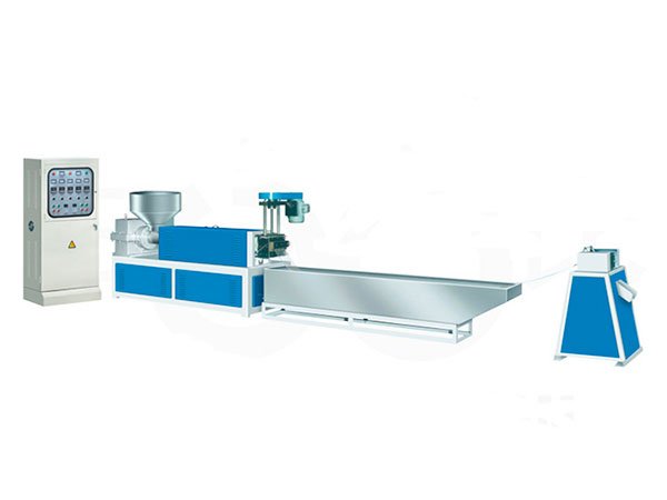Máquina de reciclagem de plástico para resfriamento de água